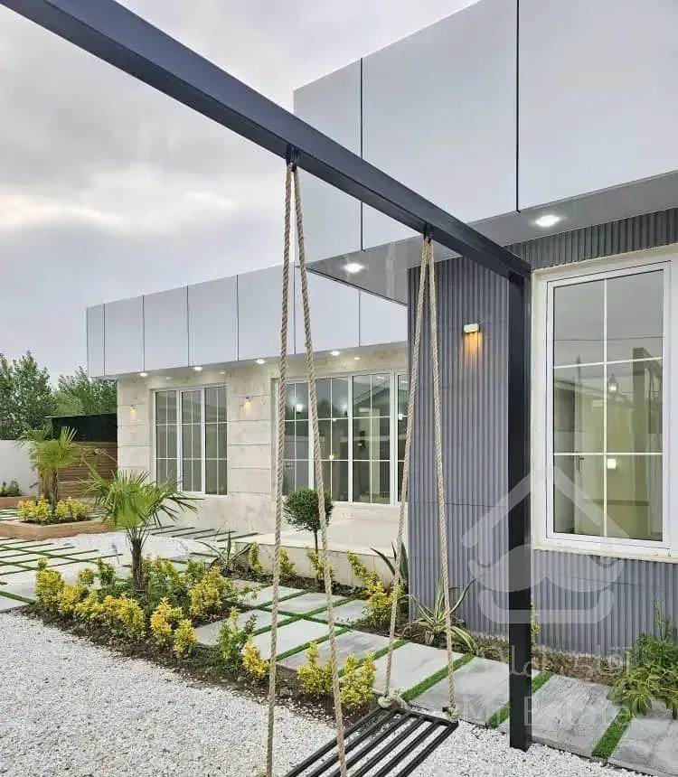 ویلا فلت ۳۰۰متری ۵دقیقه ای ساحل حاجی بکنده