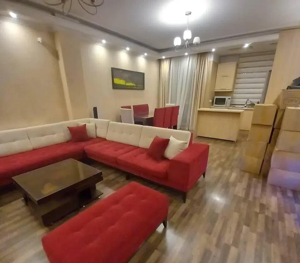 ٨٣ متر /خوش نقشه /چهارباغ