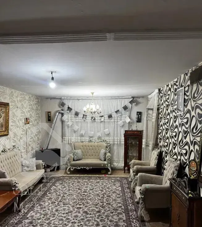 ۸۲متر ۲خوابه،بازسازی شده،طبقه سوم سندی،شهرک لاله