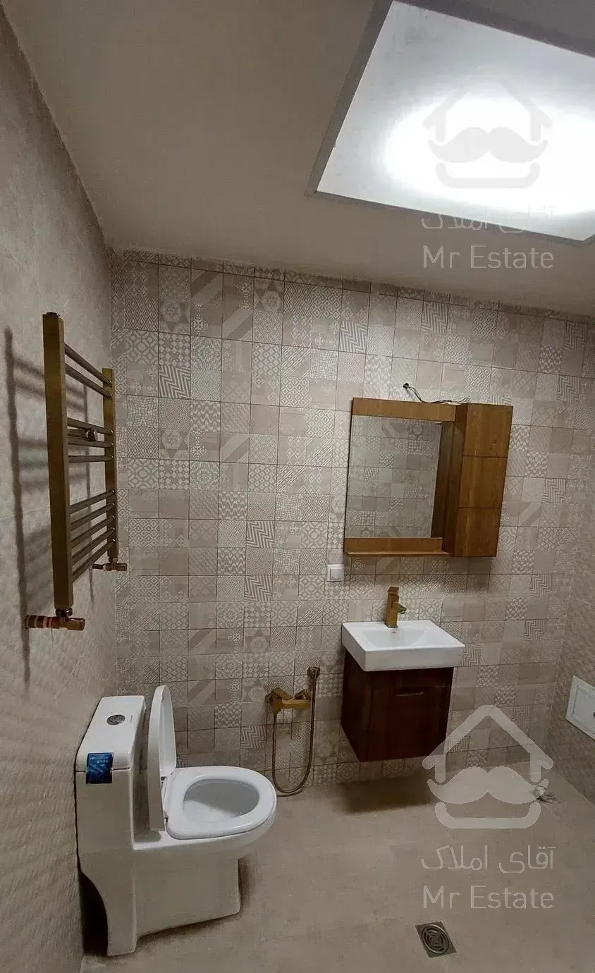 آپارتمان ۱۲۰ متری در برج