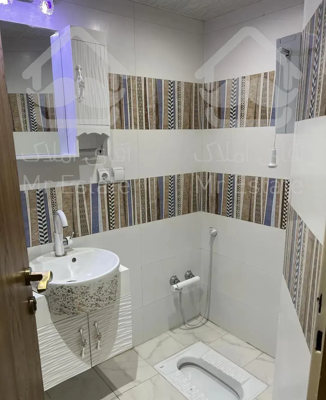 آپارتمان۲۰۰متری۳خوابه تک واحدی نوساز جابرانصاری