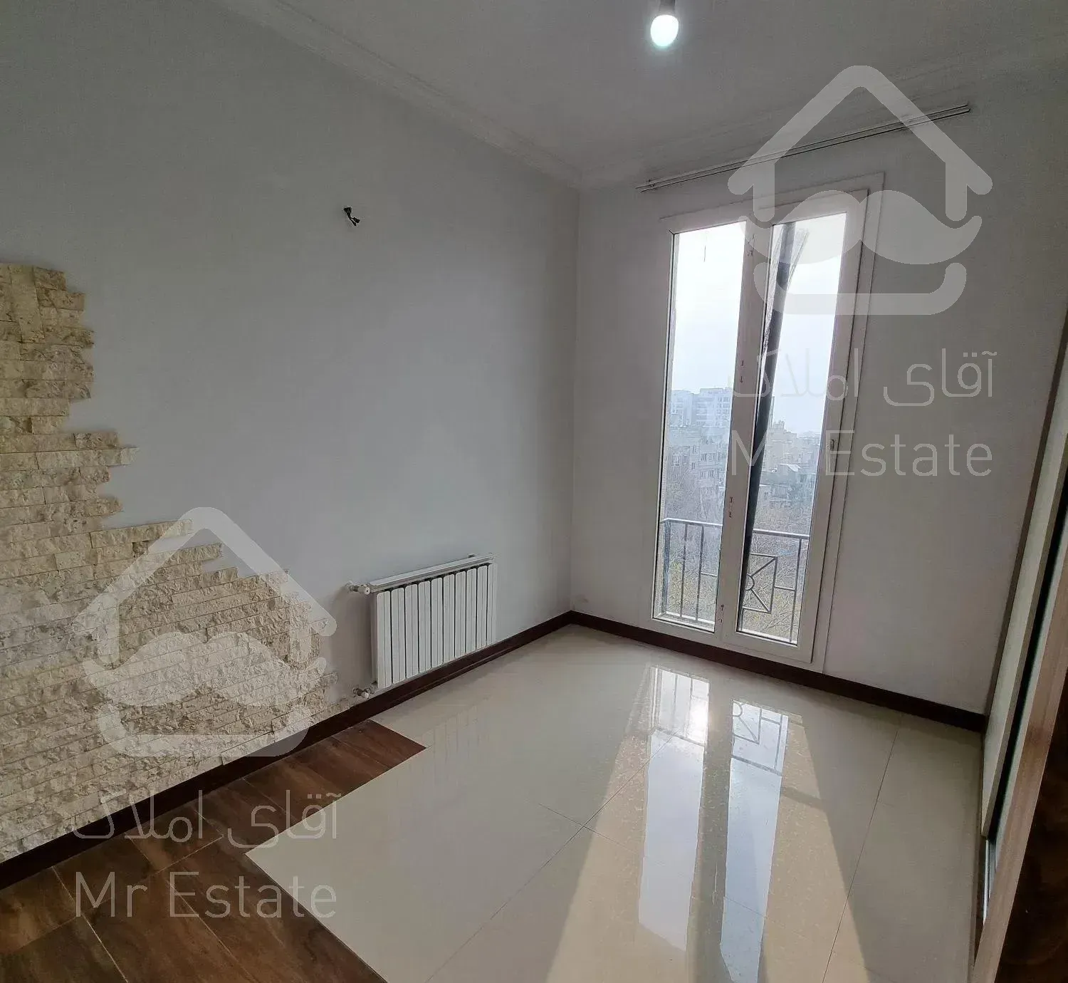 ۹۶ متر ازگل**نوسازی و دیزاین شده**