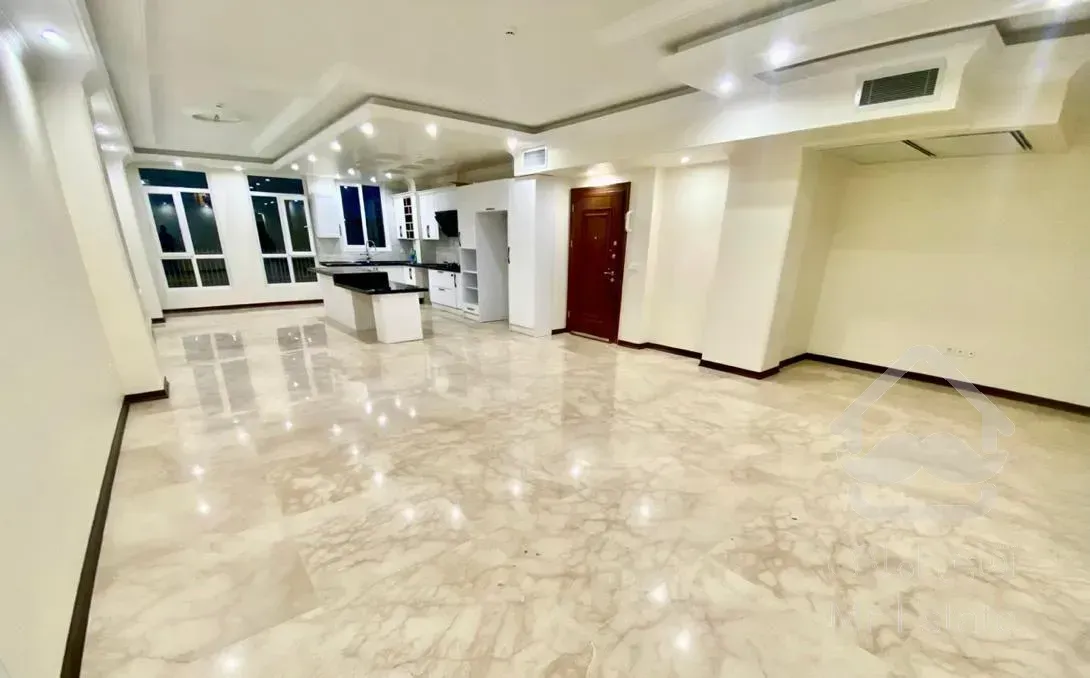 ۱۳۵متر/نوساز/خاص پسند/غرق نور/متریال درجه یک