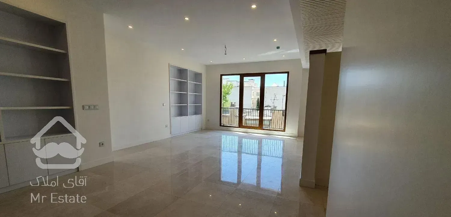 اندرزگو ۱۲۵متر ۳خواب