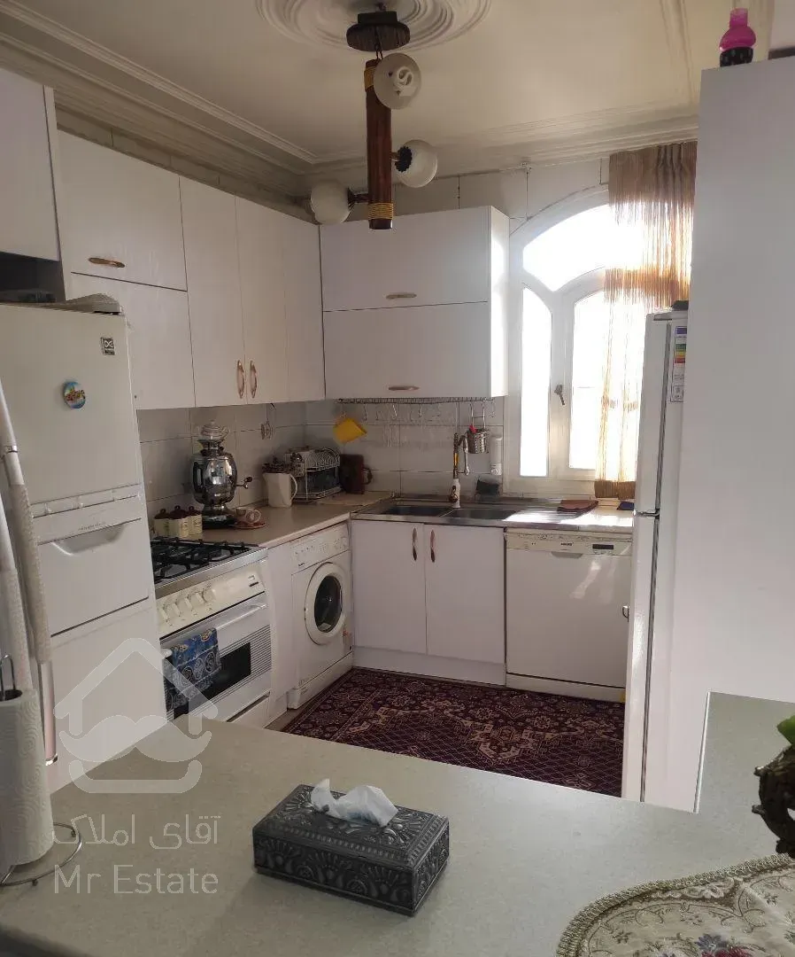 تهران ویلا 98 متری سالن پرده خور