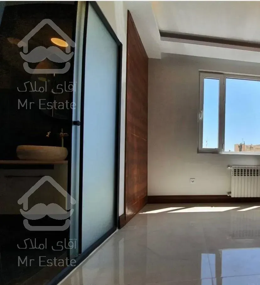 ۱۶۷متر ۳خواب بالای کاج