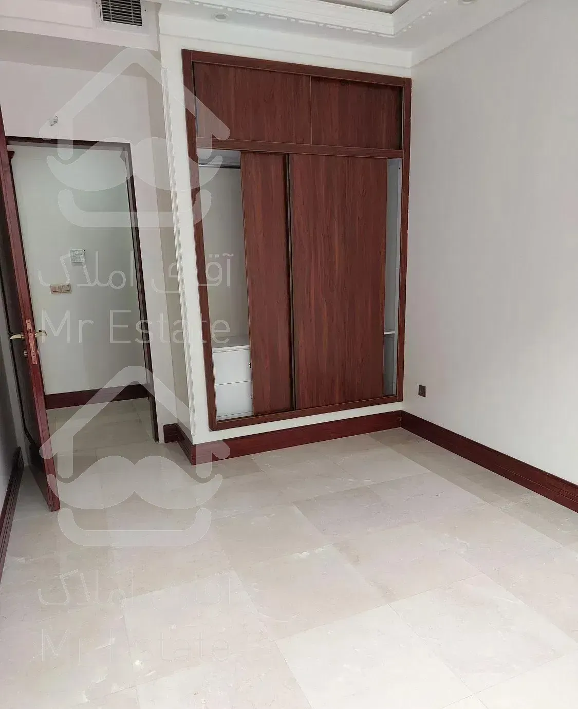 ۹۳ متر ۲خواب سنایی