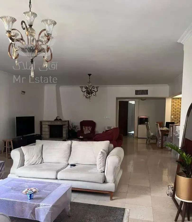 تجریش فناخسرو ۱۵۰ متری سه‌خواب