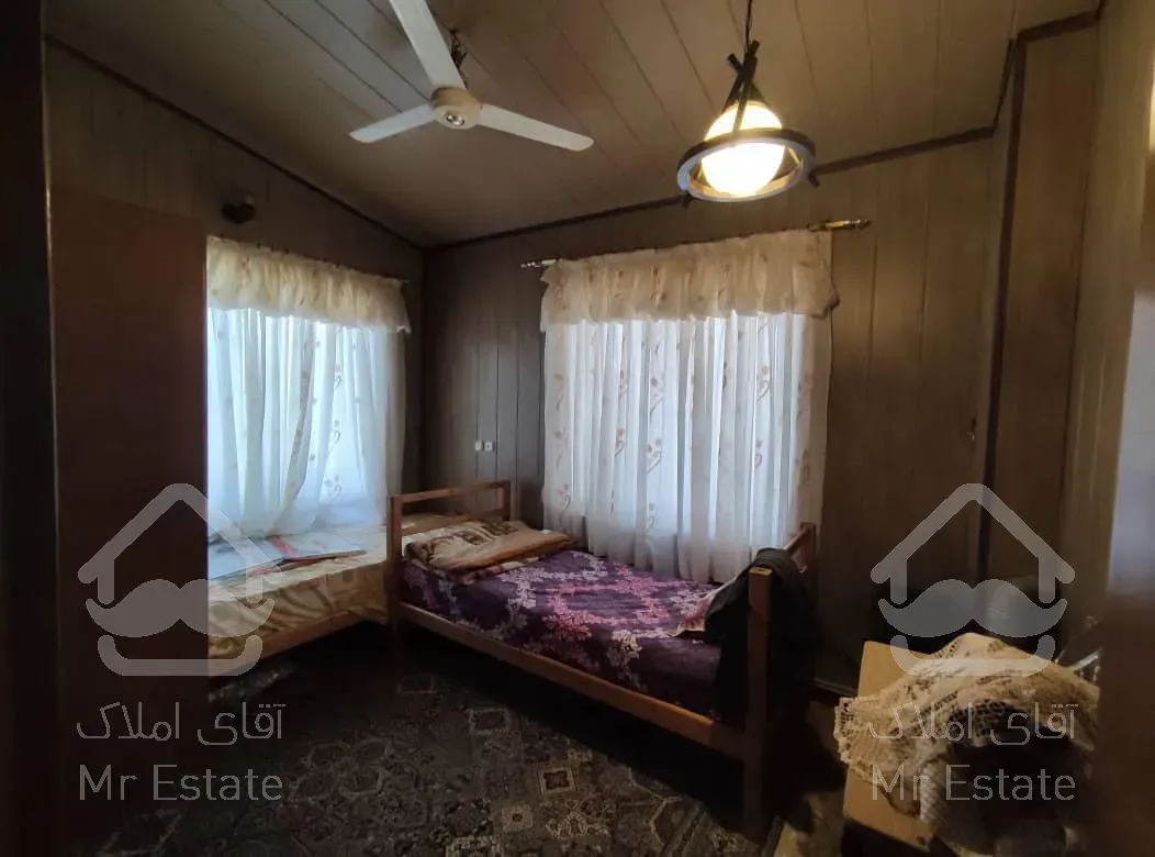 ویلا در داخل شهرک جای خوب با حیاط سر سبز