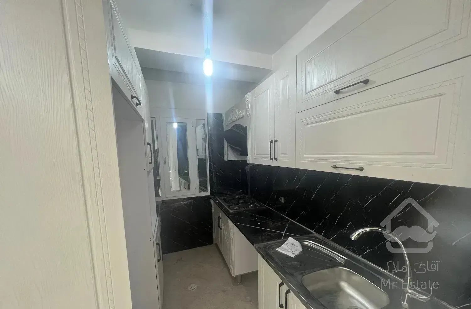 ۶۵ متر/۲ خوابه/فول امکانات/نورگیر بدون مشرف