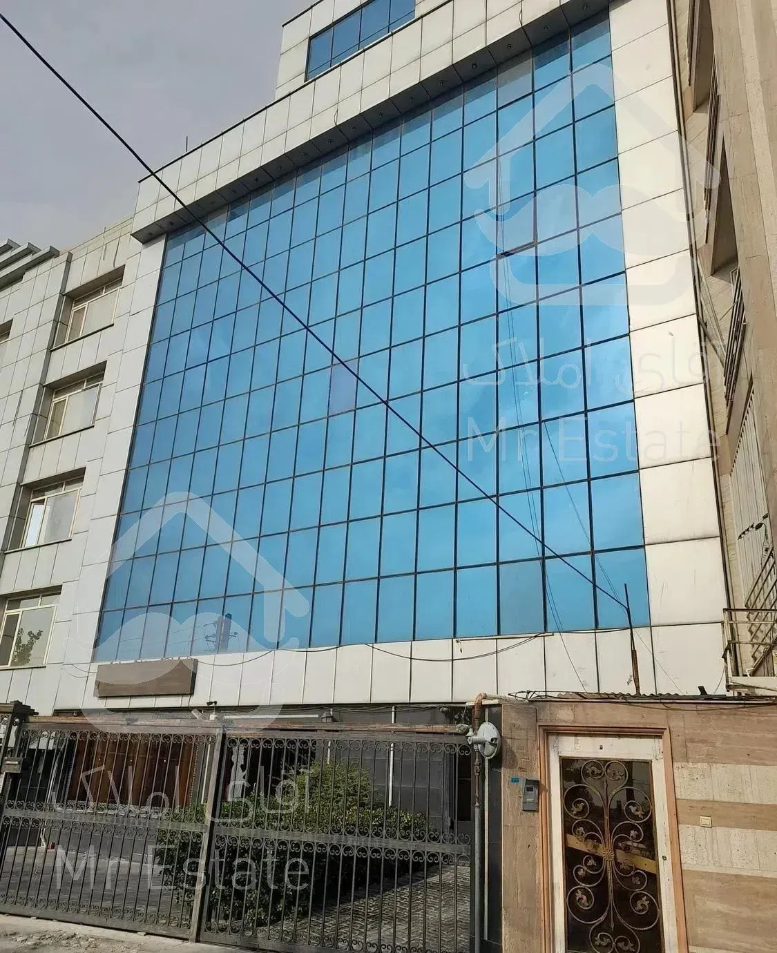 ۷۰متر مبله بر اصلی حکیم قابل تبدیل