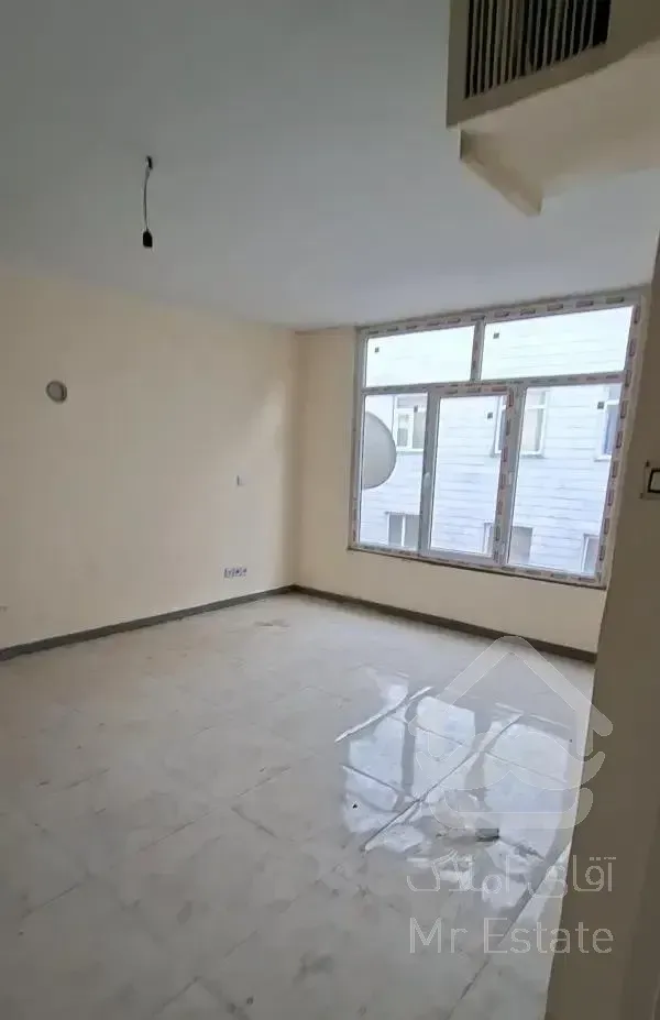 شریعتی معلم مرودشت/۵۵متر۱خ/ط سوم/تکواحد/آفتابگیر