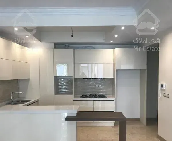 اپارتمان ۹۴ متر کامرانیه جنوبی