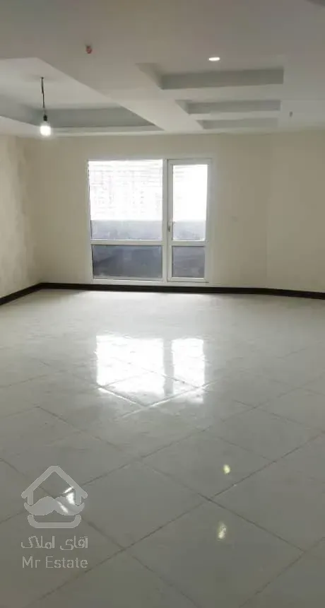 155متر/3خواب/دریاچه خلیج فارس/طهرانی