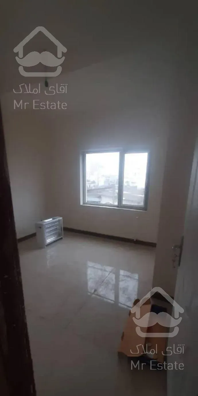 آپارتمان کلید نخورده با ۱۲۰ متر بنا و آسانسور