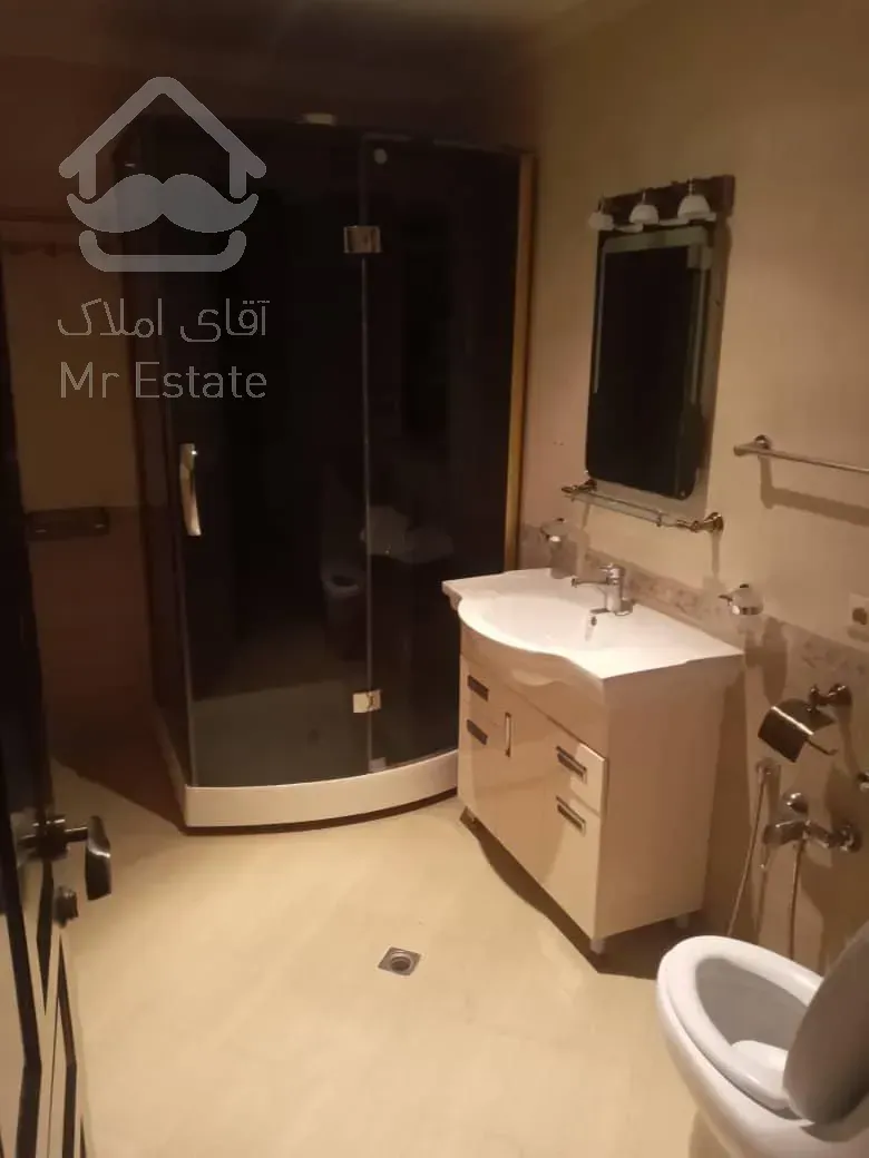 اجاره و رهن آپارتمان زعفرانیه 210  متر شیک