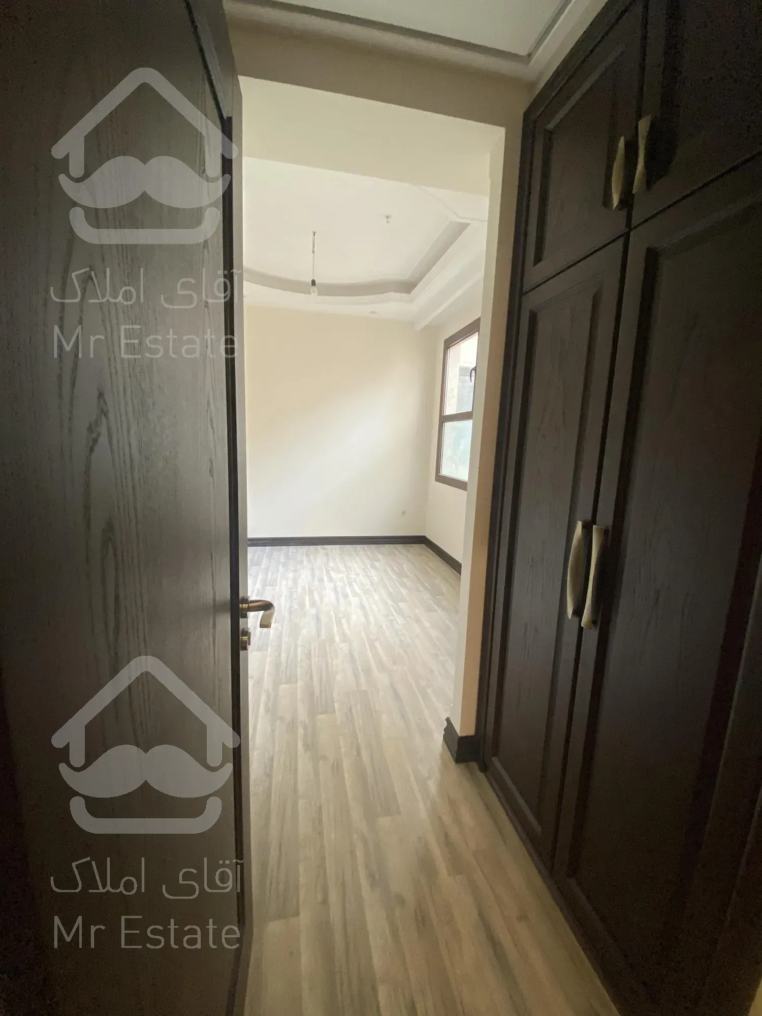 ١٨٠ متری کامرانیه