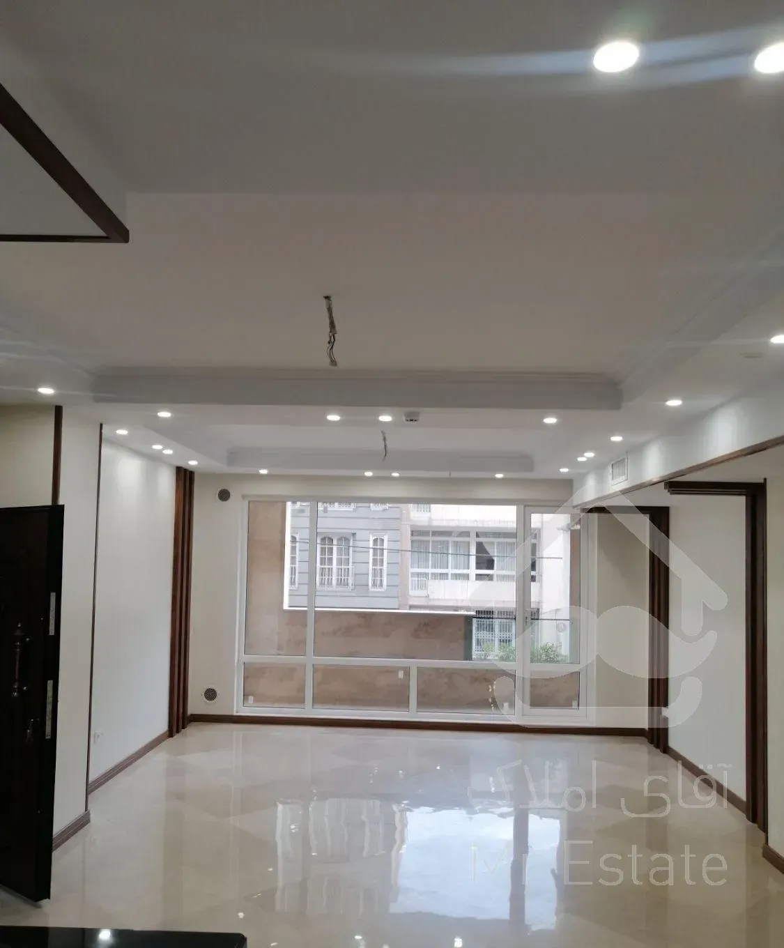 ۱۱۰ مـتر نوساز (( جهان آرا ))