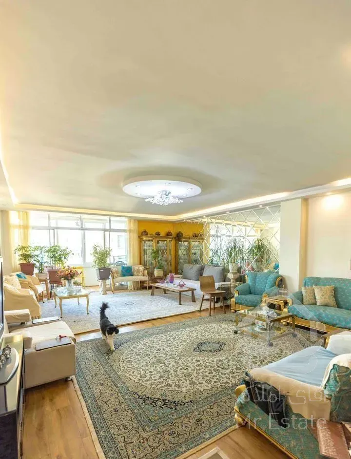 فروش آپارتمان ۱۲۰ متری ۲ خوابه در بهجت‌آباد