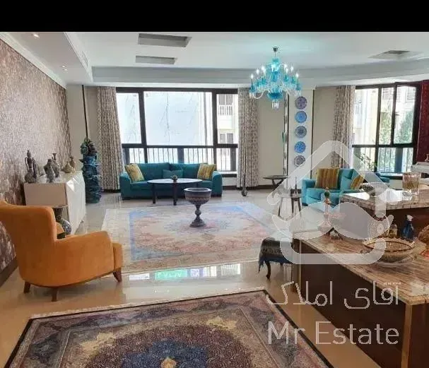 ۱۲۳متر - شیراز- روبه‌آفتاب - ۳نبش - فول