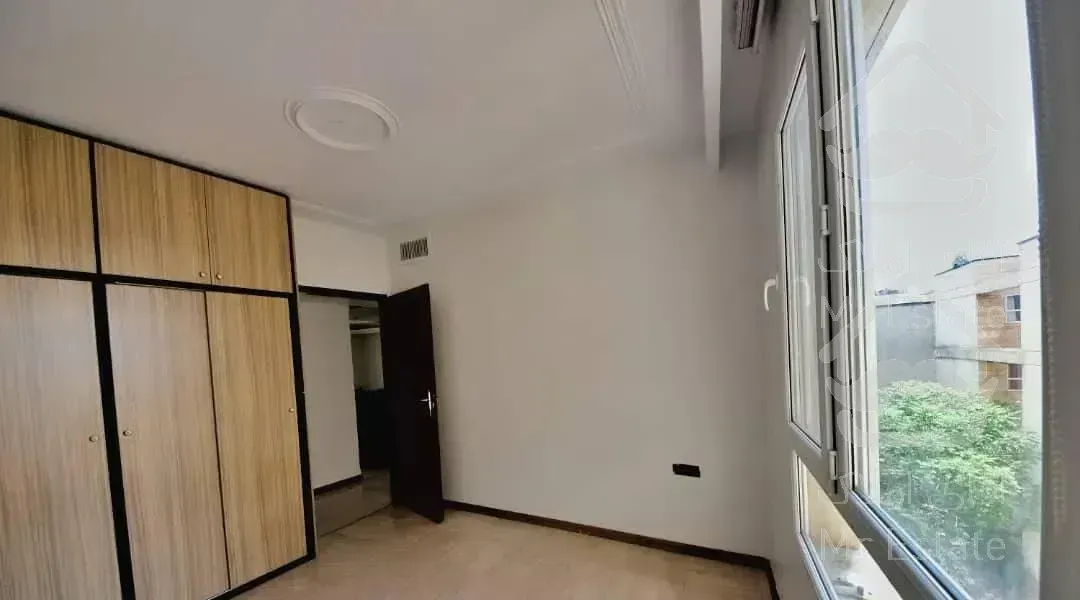 ۱۰۵ متر سه خواب تک واحدی سه جهت نور