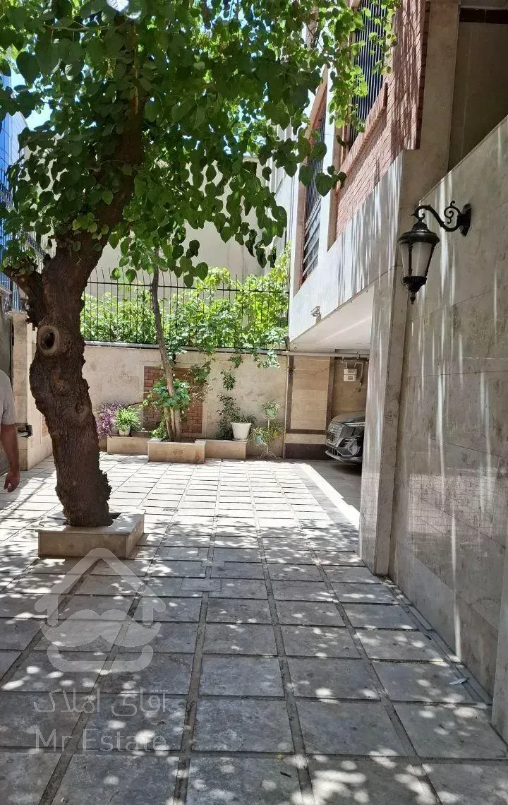 فروش آپارتمان ۱۲۲ متری ۲ خوابه در دروازه شمیران