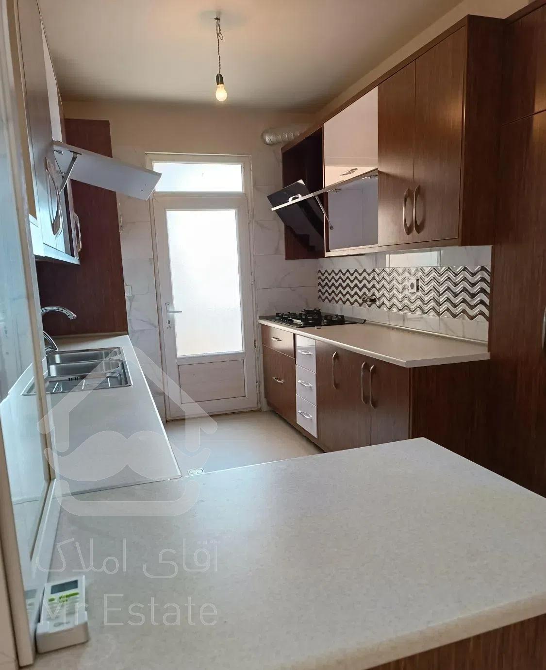 آپارتمان ۱۱۸متری دربند خوش نقشه لابی و اجتماعات