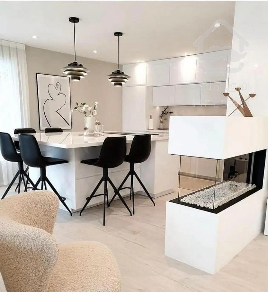 آپارتمان۱۰۰ متر/ایران مال/دریاچه خلیج فارس/وامدار