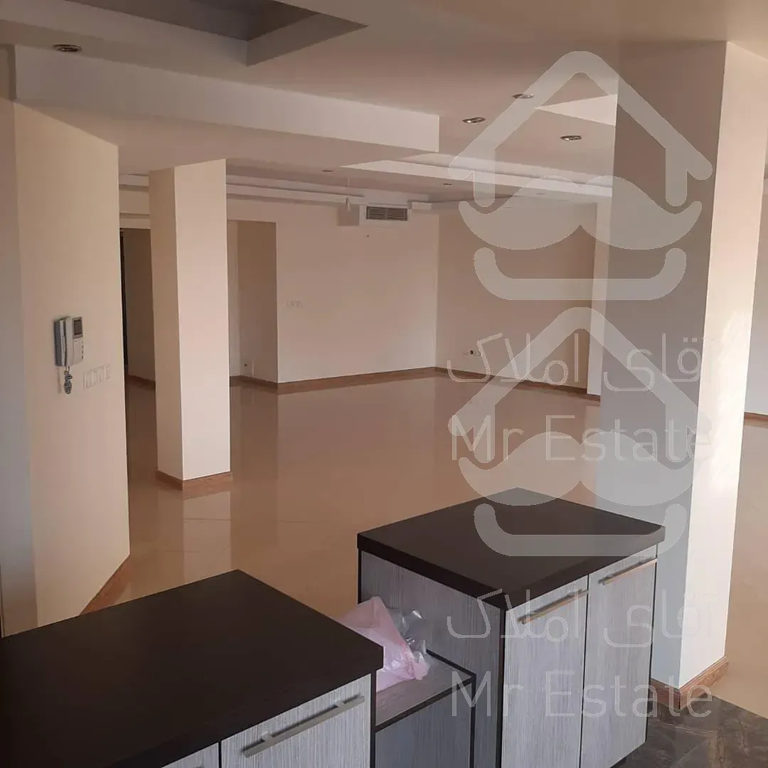 اجاره و رهن آپارتمان زعفرانیه 200  متر اکازيون