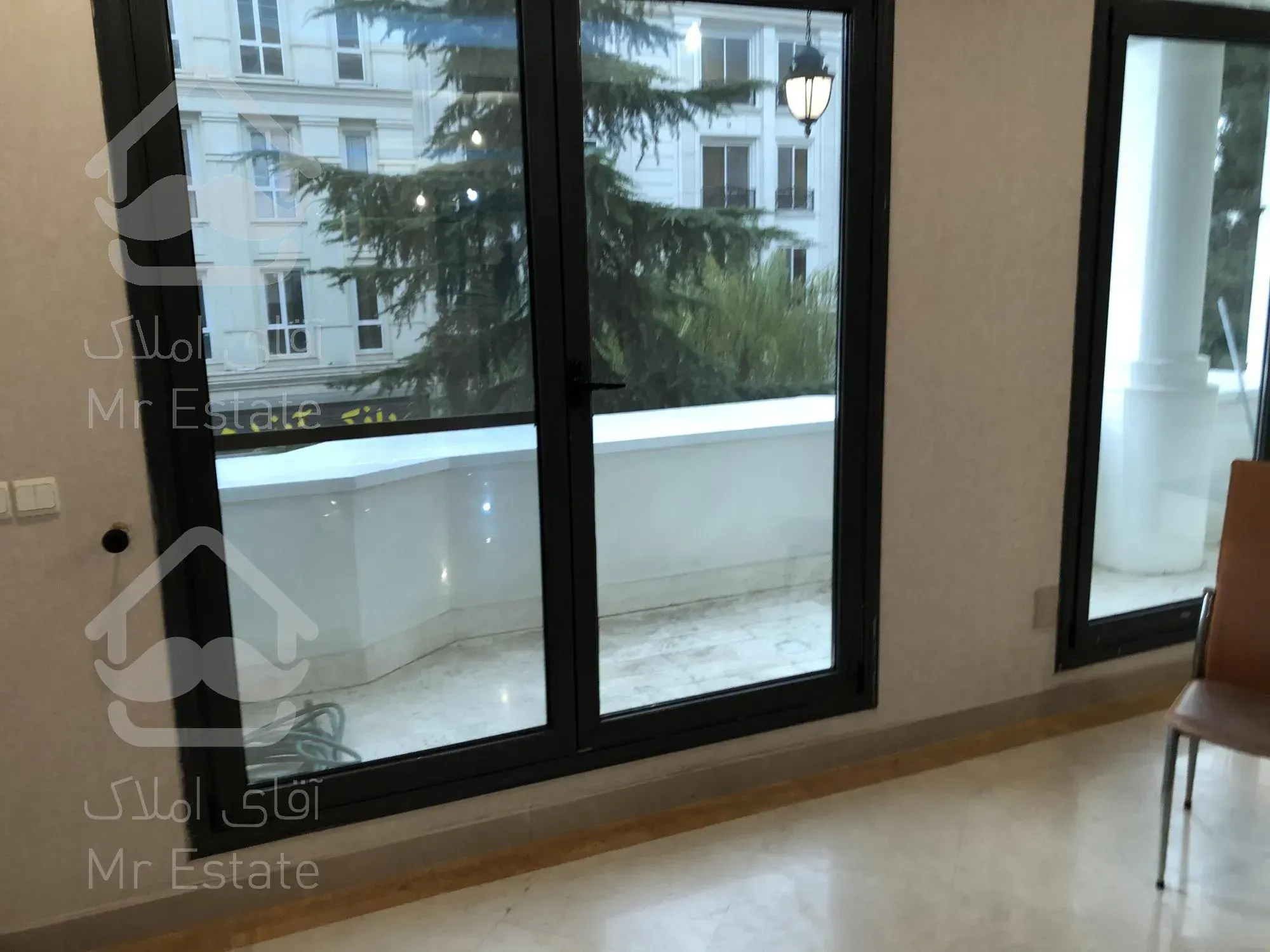 رهن و اجاره آپارتمان ۲۲۰ متری ۳ خوابه کامرانیه