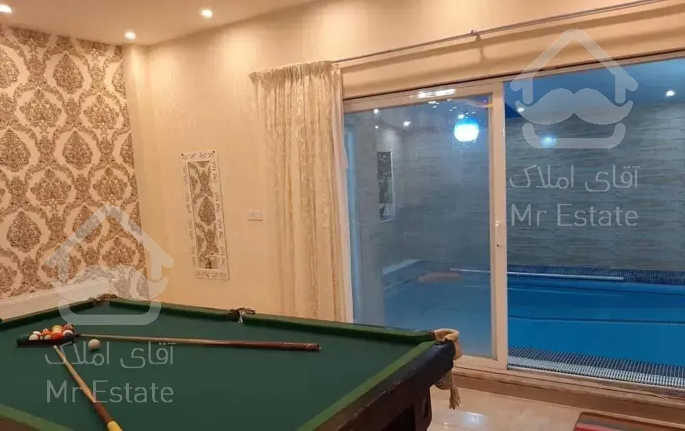 استخرجکوزی داخل شهرک