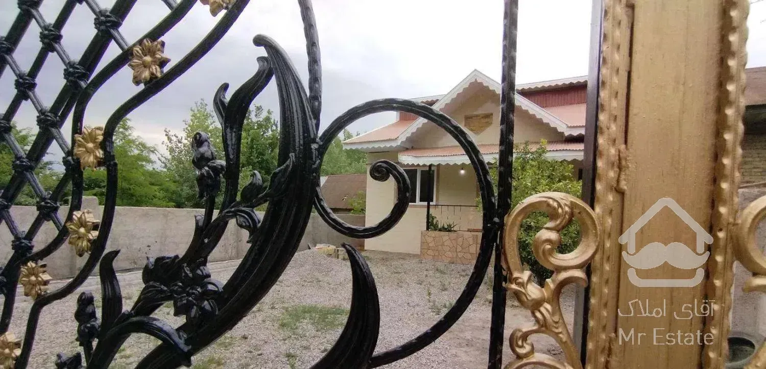 فروش ویلابا۳۰۰مترزمین ۱۰۰متر بنانوسازباامکانات