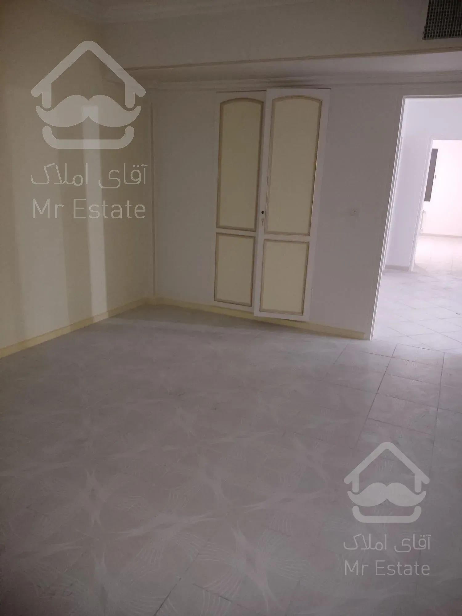 طفر ۱۶۵ متر / بر فراز ابر ها