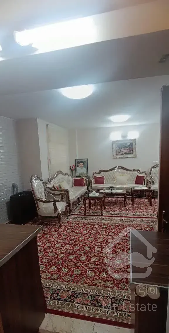 مجتمع مهرثامن.   بسیار خوشنقشه و تیپ*