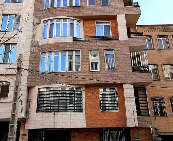 107 متری ، طبقه سوم فول امکانات