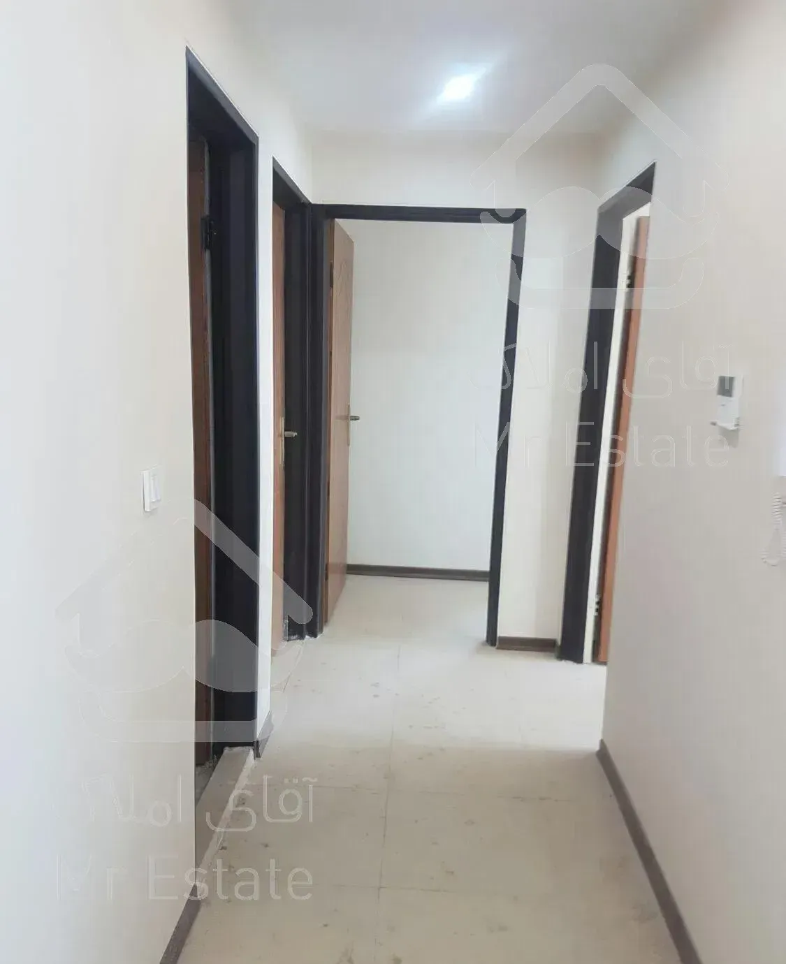 آبشار ۱۳۲ متر نوساز   متریال