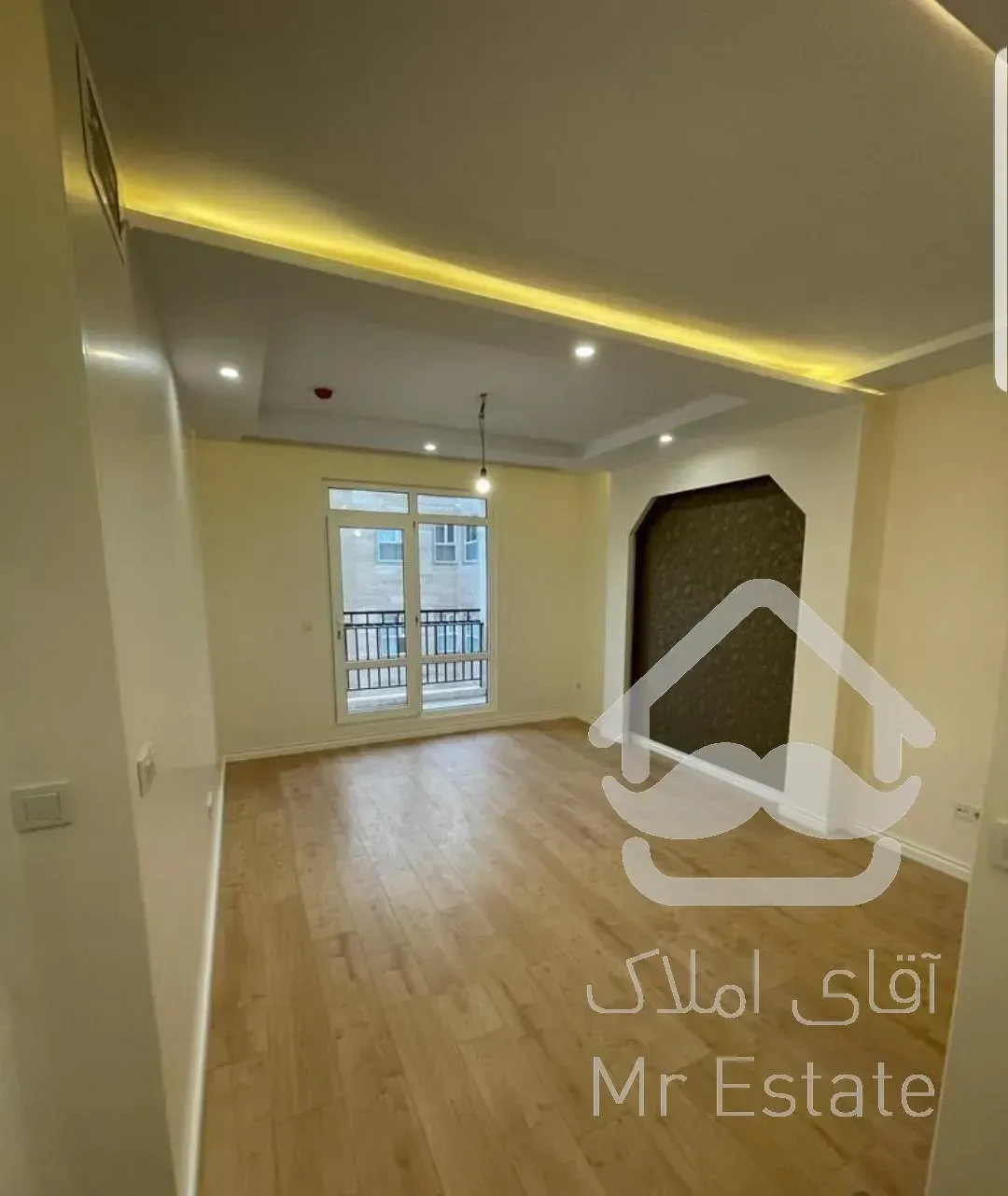 فروش ملک مستغلاتی نوساز بصورت یکجا در زیبادشت دهکده المپیک