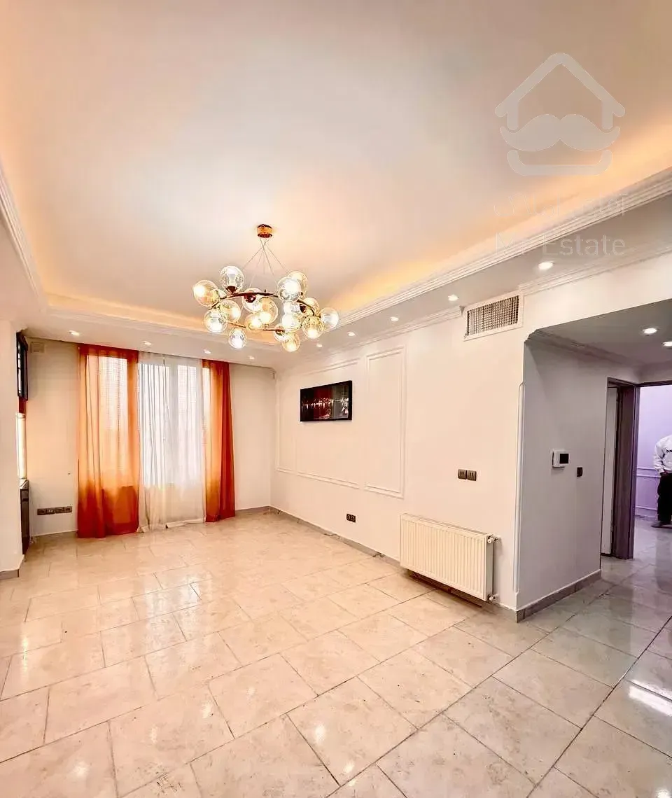 ۷۶متر*سندتکبرگ*سرمایه گذاری*پارکینگ سندی*