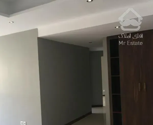 واحد ۱۰۵ متری تمیز امکانات کامل مروارید شهر