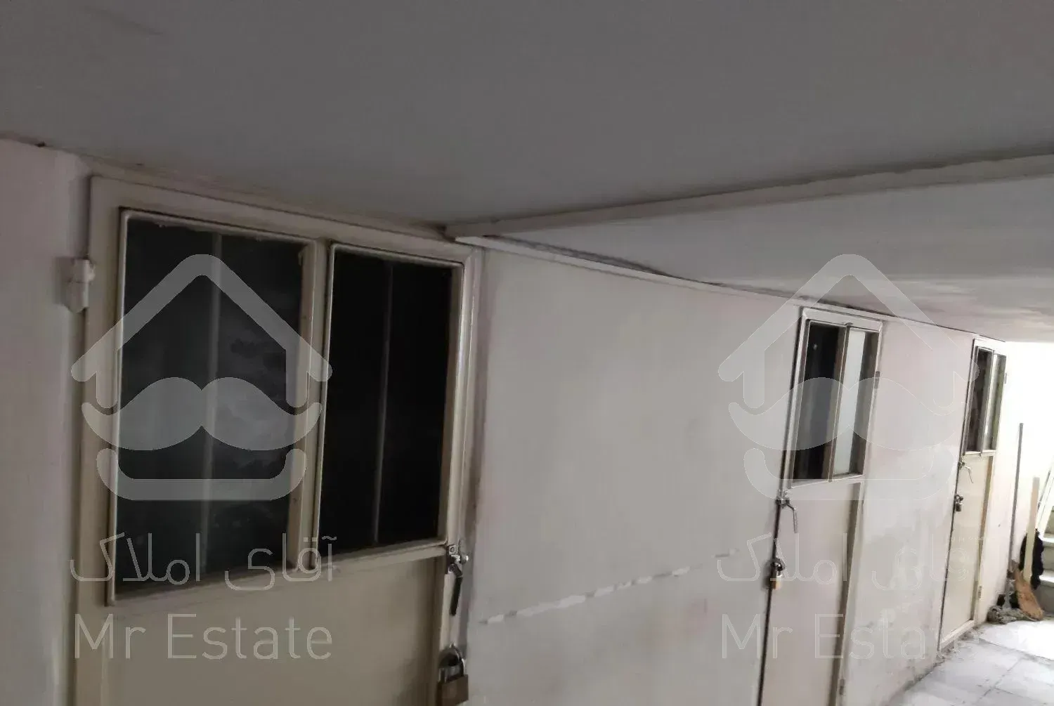 ۵۷ متر تک واحد با پارکینگ انباری بالکن//دهقان