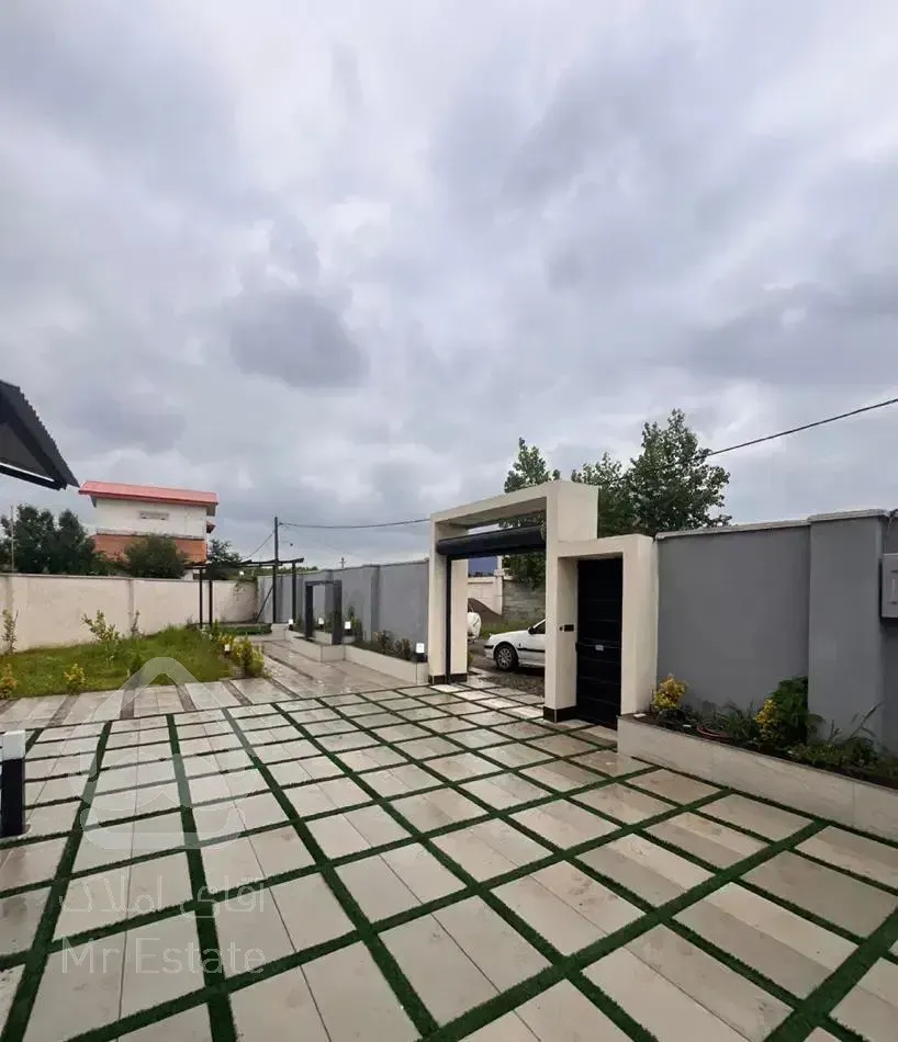 فروش ویلا۳۵۰متری نوساز سند تک برگ