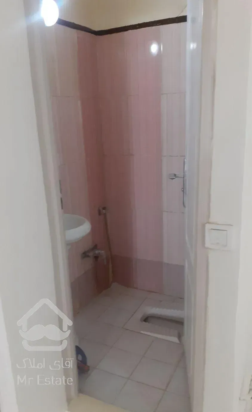 آپارتمان تک واحدی ۵۲ متر تخلیه آماده فروش