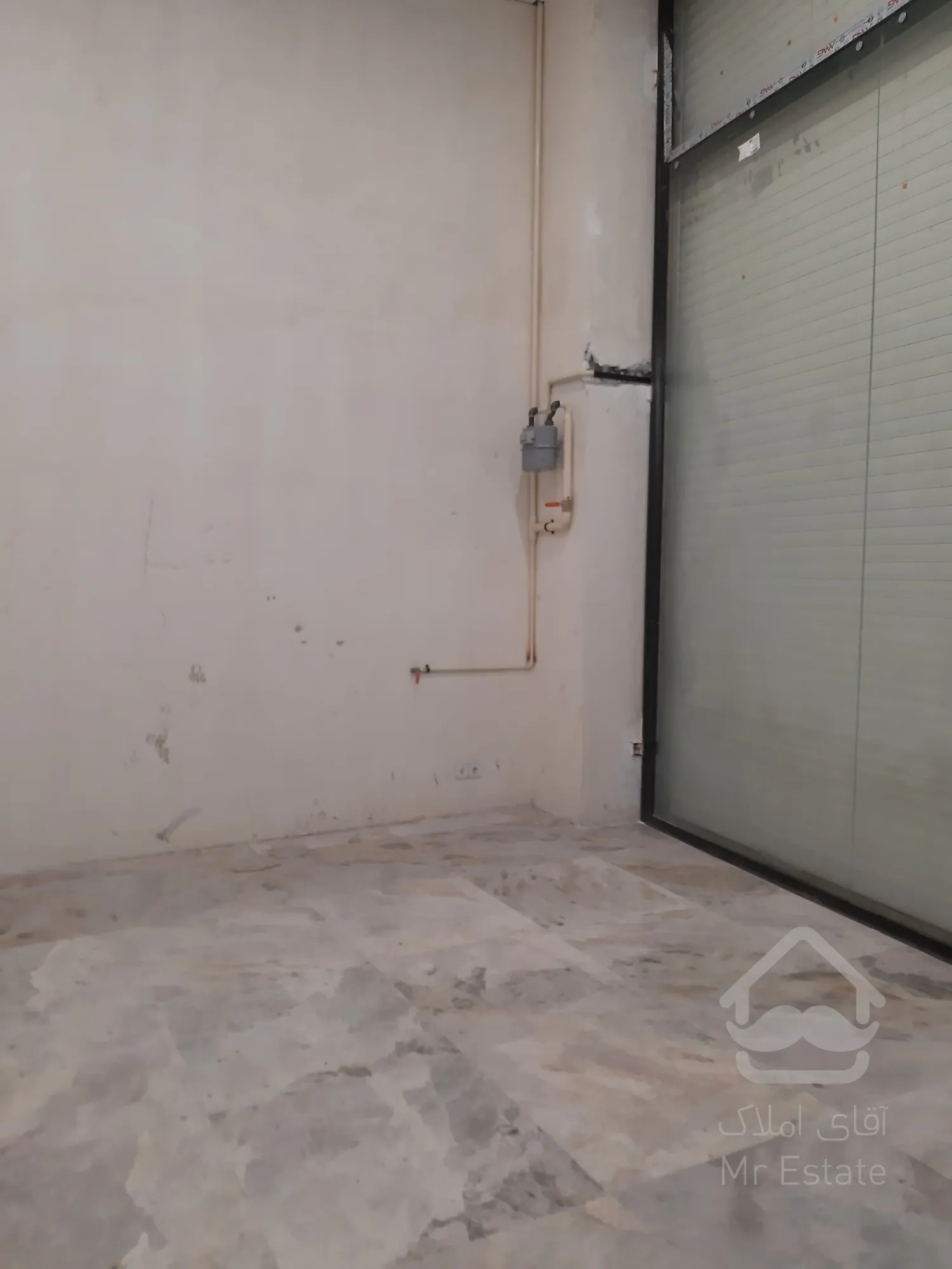 فروش مغازه 39 متری در رونیکا مال پاسداران ایده ال جهت کسب و کار