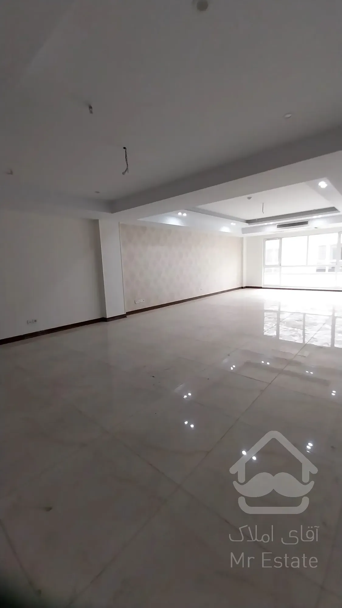 فروش واحد 180 متری سه خواب هروی