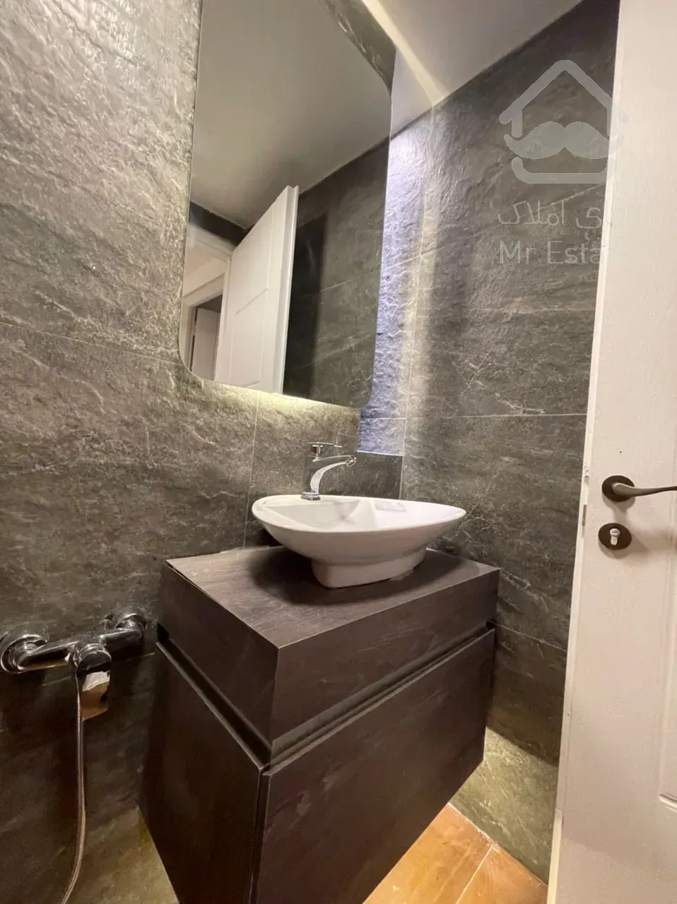 128 متر فروش هروی قبا