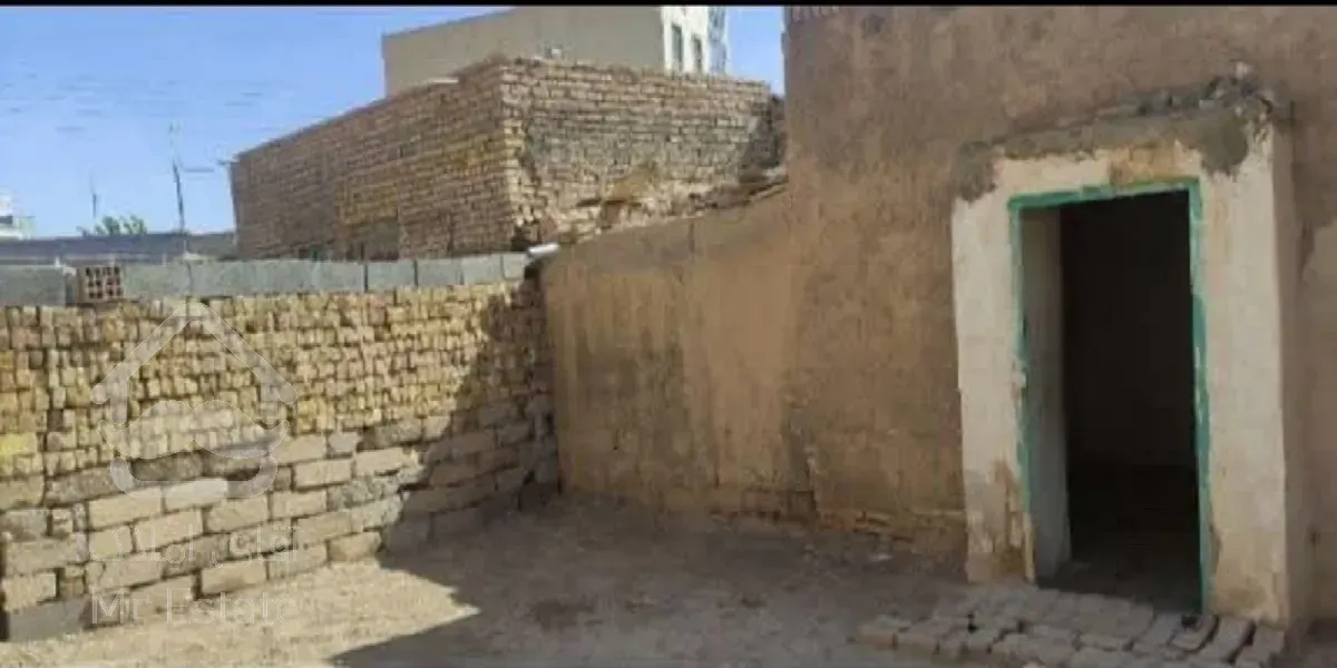 365 متر زمین دو نبش راه آهن شاهرود