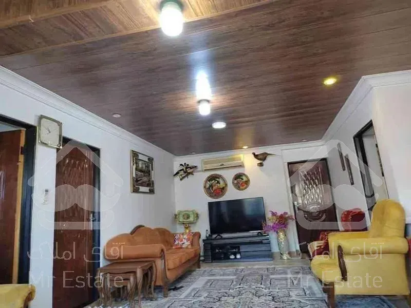 ویلا 145 متر-4خواب-شیک وتمیز-سرمایه گذاری-جمهوری