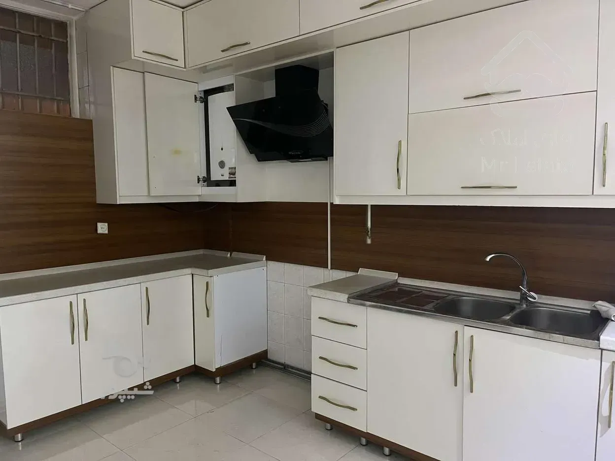 خانه طبقه همکف