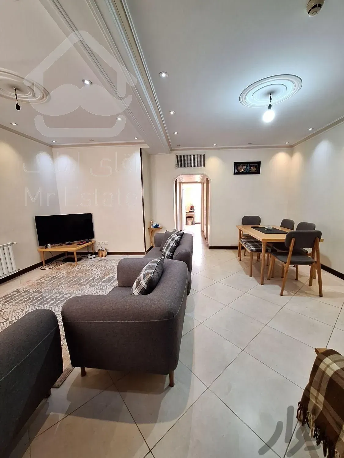 اجاره 77متری فول - ۵ دقیقه پیاده تا مترو فرهنگسرا