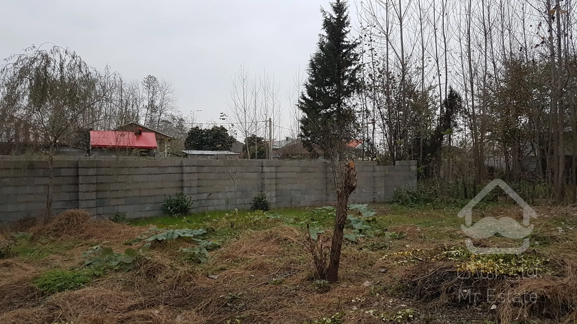 پانصدمتر و پنج دسیمتر زمین مسکونی شهری دارای سند تک برگ